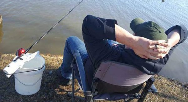 Miss No Fish System that Portable Fishing Rod Holder that Sets the Hook